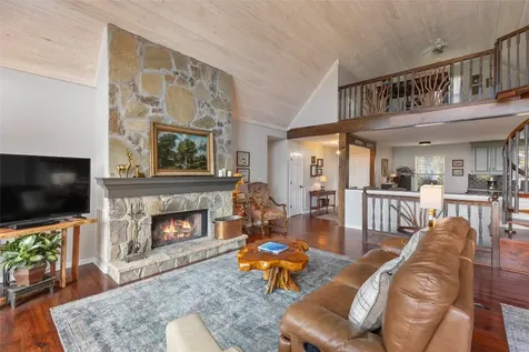 1620 Buckberry Drive Sapphire NC 28774