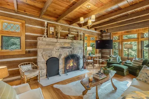 439 By Way Highlands NC 28741