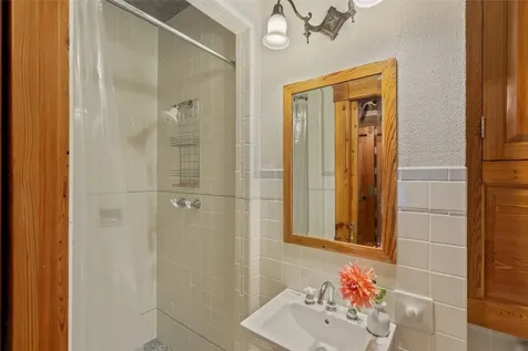 439 By Way Highlands NC 28741