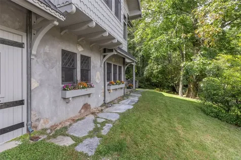 439 By Way Highlands NC 28741