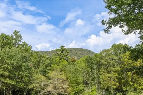 439 By Way Highlands NC 28741