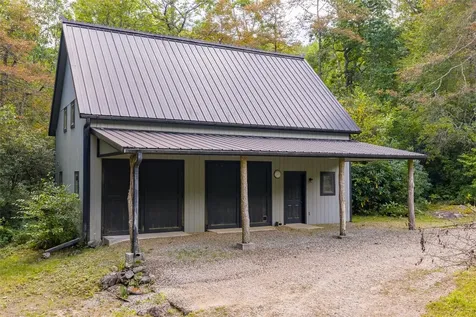 439 By Way Highlands NC 28741