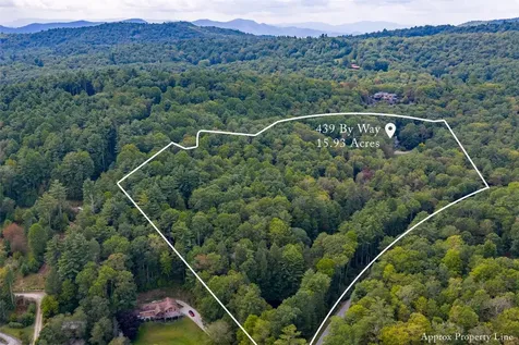 439 By Way Highlands NC 28741