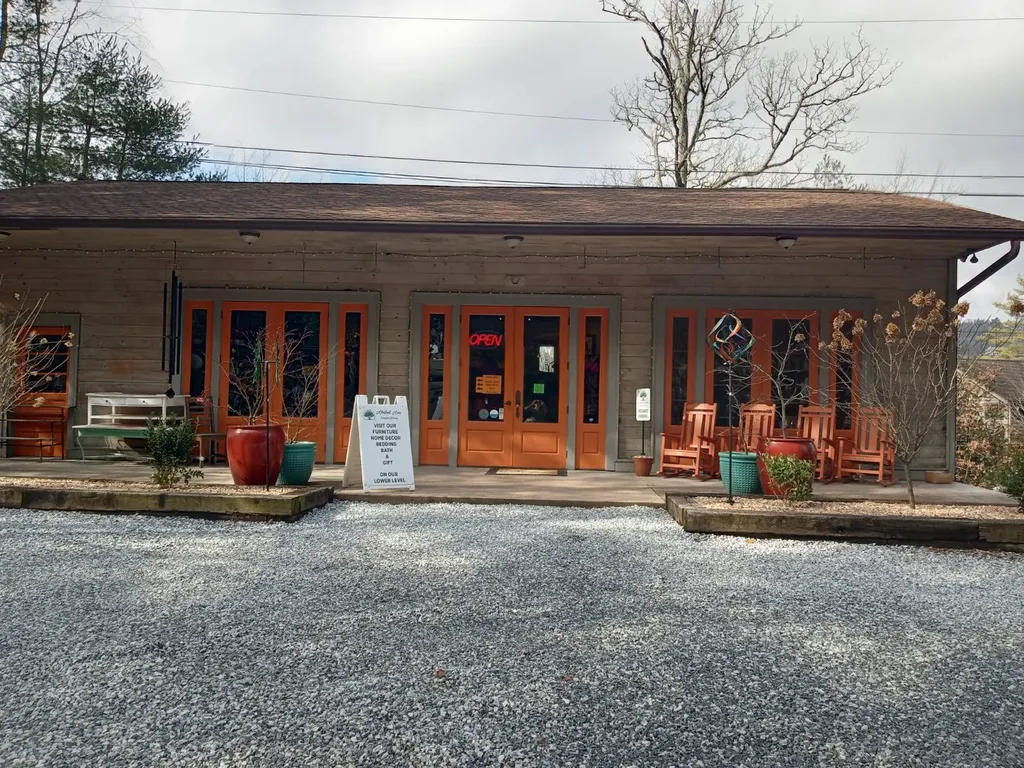 252 S Nc-107 Cashiers NC 28717