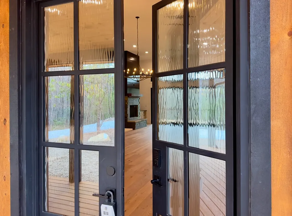 384 Lone Panther Ridge Cashiers NC 28717