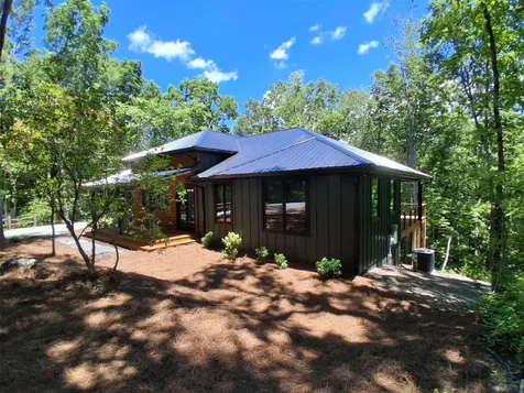 384 Lone Panther Ridge Cashiers NC 28717