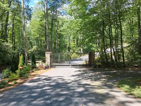 384 Lone Panther Ridge Cashiers NC 28717