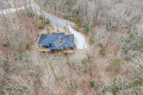 384 Lone Panther Ridge Cashiers NC 28717