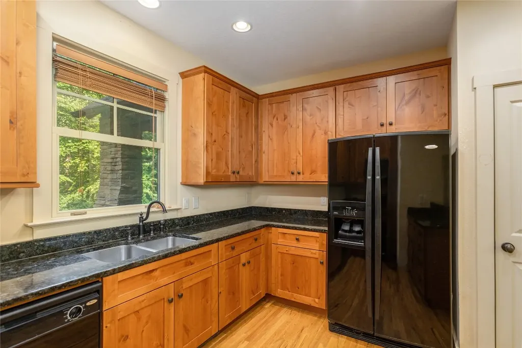 96 Meadow Ridge Court Tuckasegee NC 28783