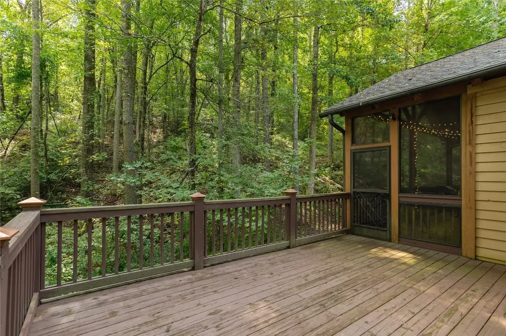 96 Meadow Ridge Court Tuckasegee NC 28783