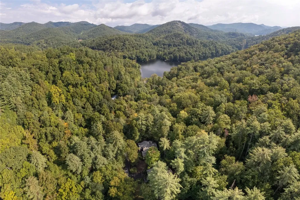 96 Meadow Ridge Court Tuckasegee NC 28783