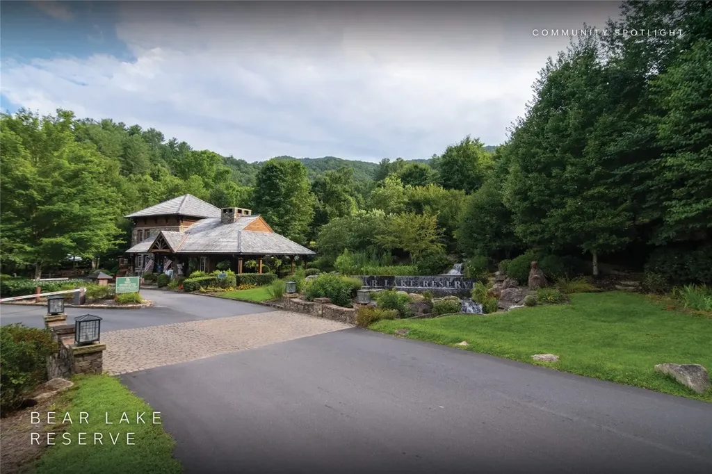 96 Meadow Ridge Court Tuckasegee NC 28783