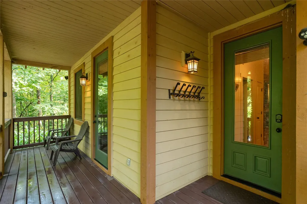 96 Meadow Ridge Court Tuckasegee NC 28783