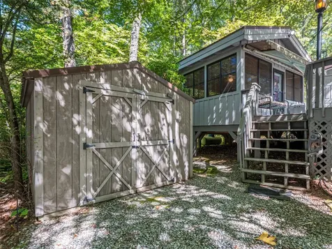 31 Boulder Drive Lake Toxaway NC 28747