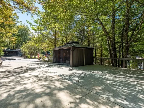31 Boulder Drive Lake Toxaway NC 28747