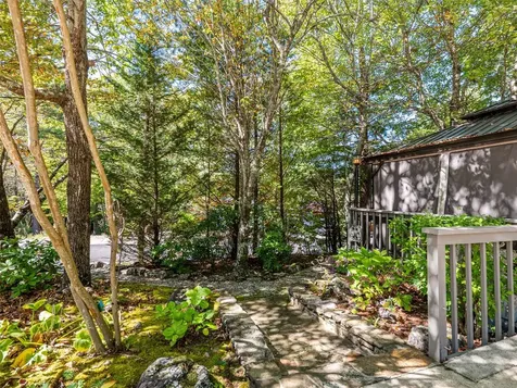 31 Boulder Drive Lake Toxaway NC 28747