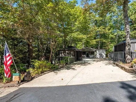 31 Boulder Drive Lake Toxaway NC 28747
