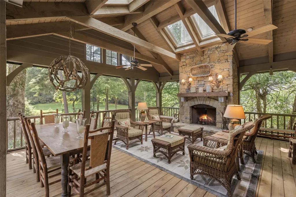 83 Hummingbird Circle Highlands NC 28741