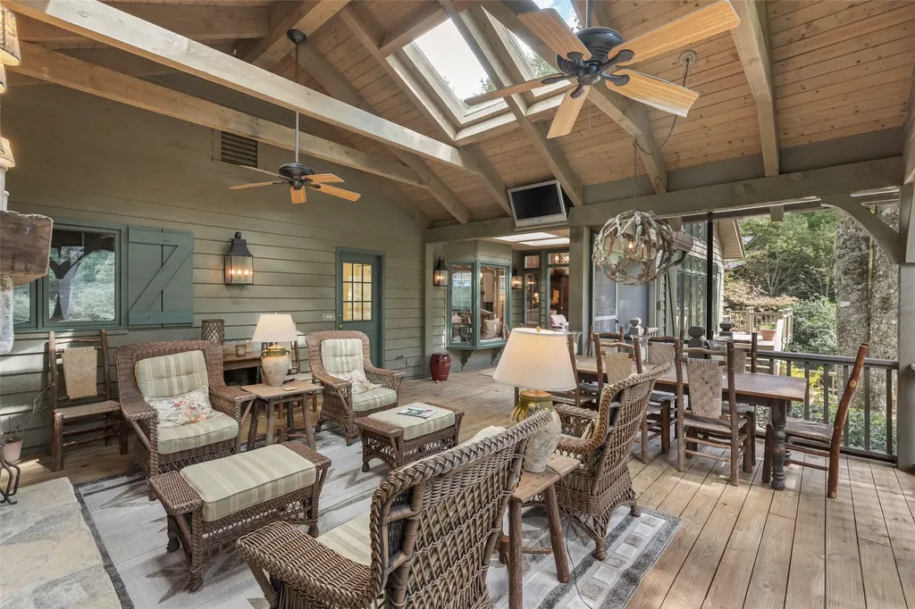 83 Hummingbird Circle Highlands NC 28741