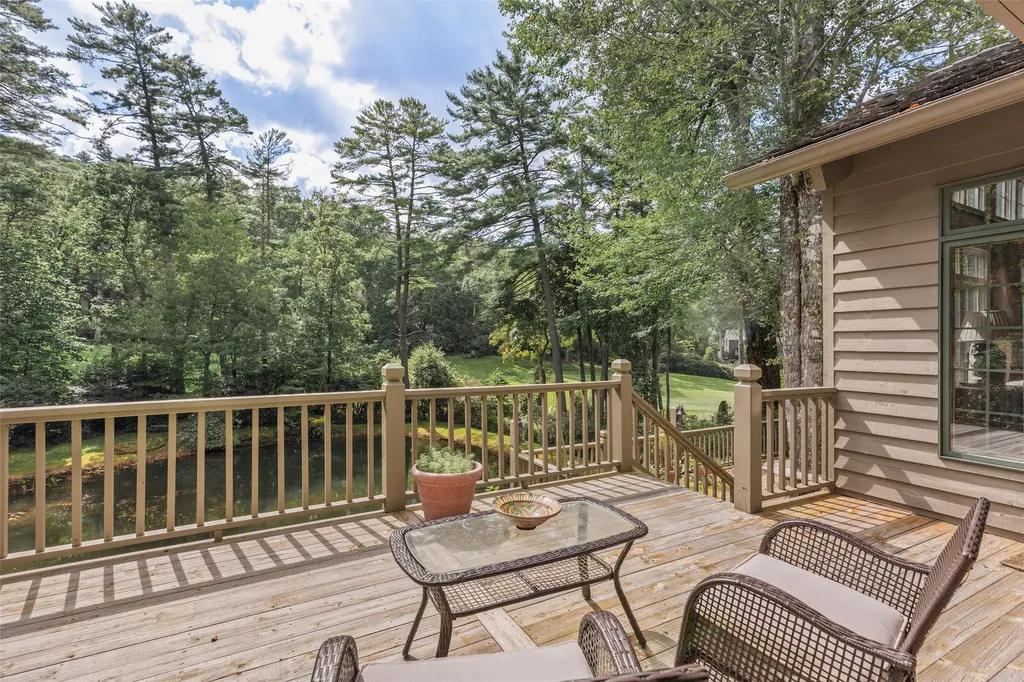 83 Hummingbird Circle Highlands NC 28741