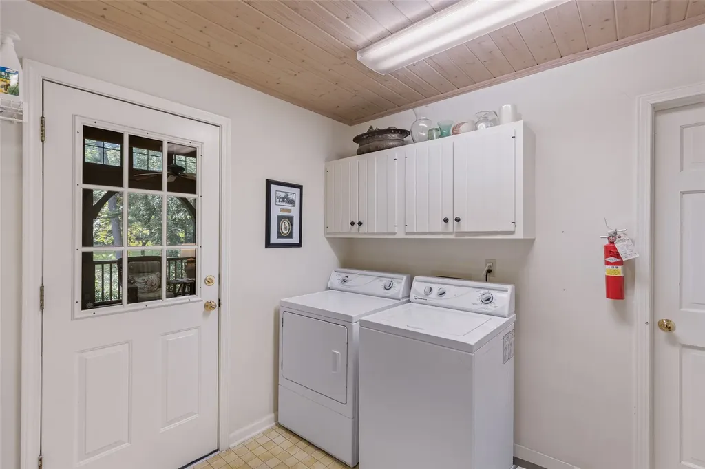 83 Hummingbird Circle Highlands NC 28741