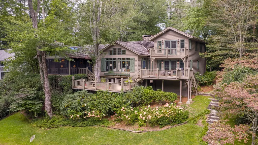 83 Hummingbird Circle Highlands NC 28741
