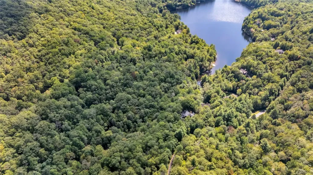 Tbd Cardinal Drive Lake Toxaway NC 28747