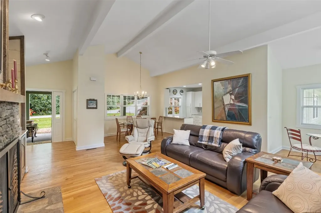 22 Joe Pye Trail Highlands NC 28741