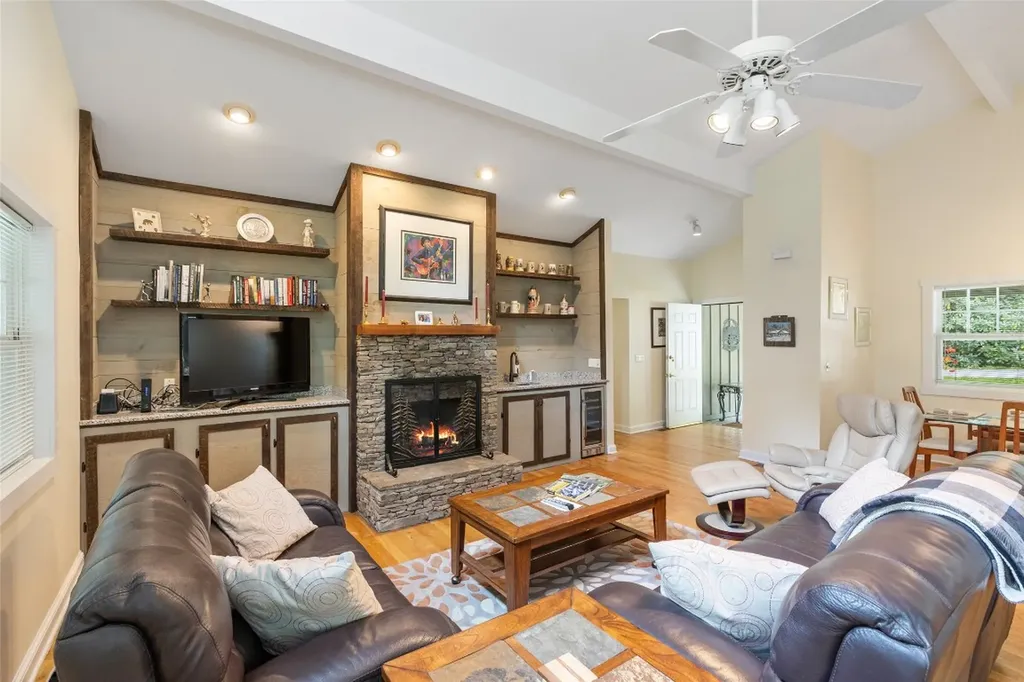 22 Joe Pye Trail Highlands NC 28741