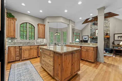 332 Streamside Drive Cashiers NC 28717