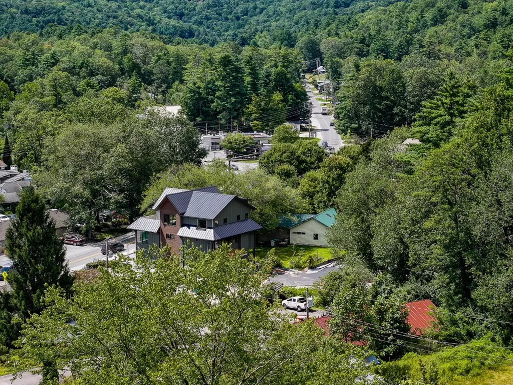 95 Highway 107 S Cashiers NC 28717