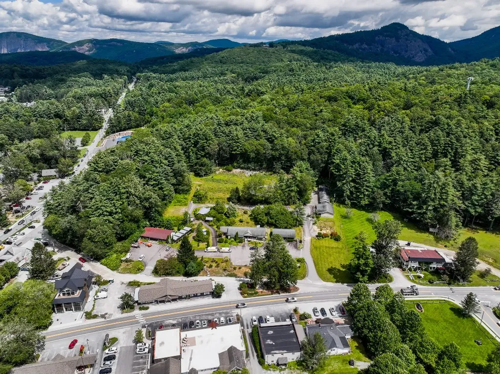 95 Highway 107 S Cashiers NC 28717