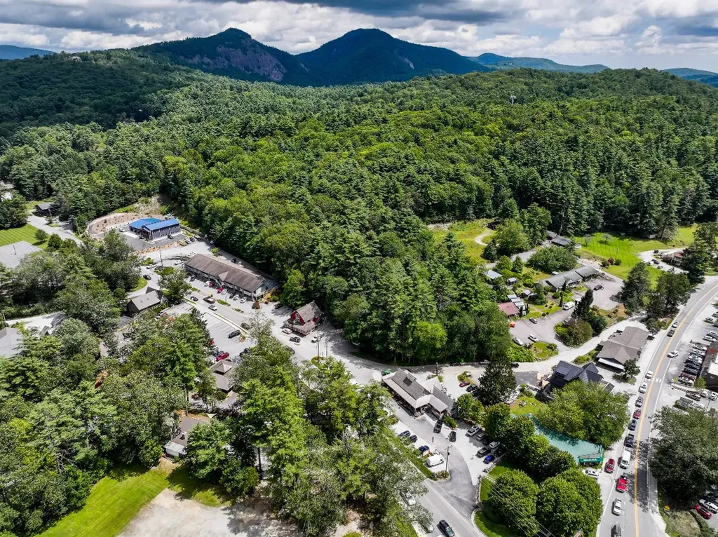 95 Highway 107 S Cashiers NC 28717