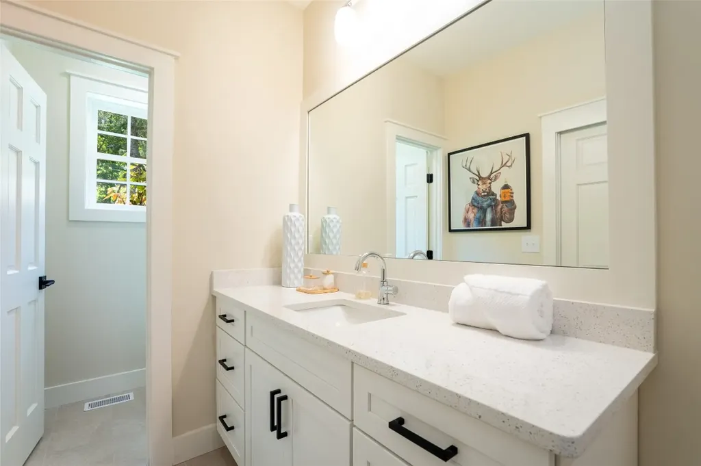 39 Jackson Drive Highlands NC 28741