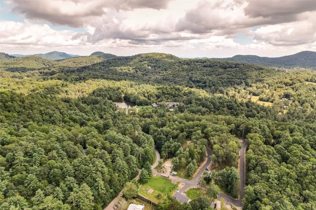 39 Jackson Drive Highlands NC 28741