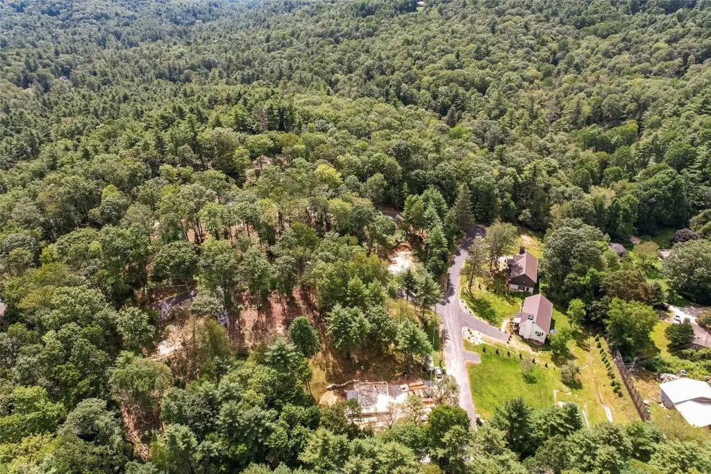 39 Jackson Drive Highlands NC 28741