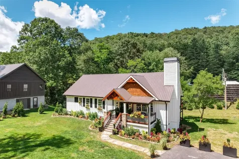 39 Jackson Drive Highlands NC 28741