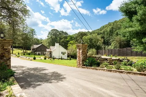 39 Jackson Drive Highlands NC 28741