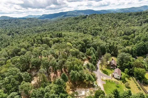 39 Jackson Drive Highlands NC 28741