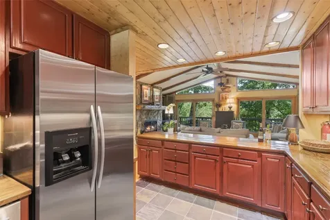 69 Homer Potts Road Highlands NC 28741