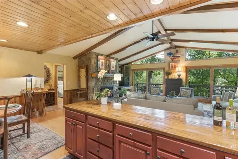 69 Homer Potts Road Highlands NC 28741