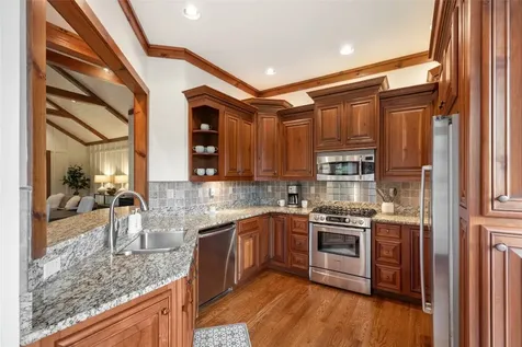 462 Birchwood Drive Highlands NC 28741