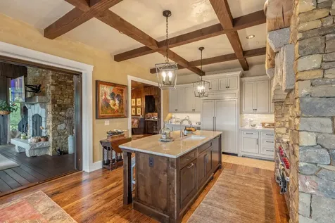 39 Firesong Lane Glenville NC 28736