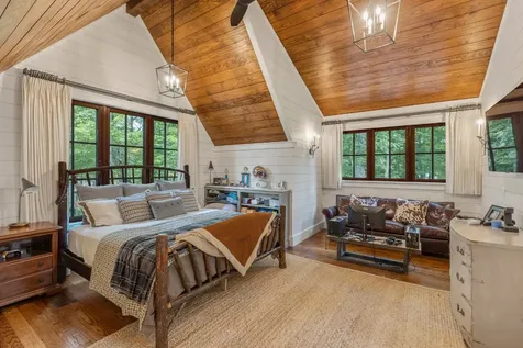 39 Firesong Lane Glenville NC 28736