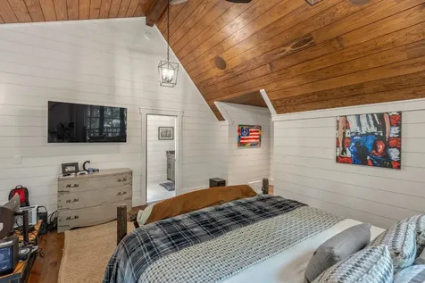 39 Firesong Lane Glenville NC 28736