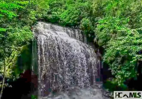 39 Firesong Lane Glenville NC 28736