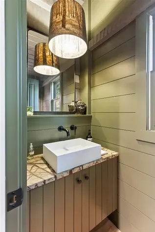 42 W Black Rock Circle Highlands NC 28741