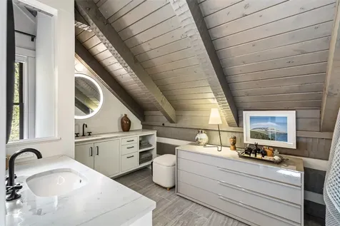 42 W Black Rock Circle Highlands NC 28741