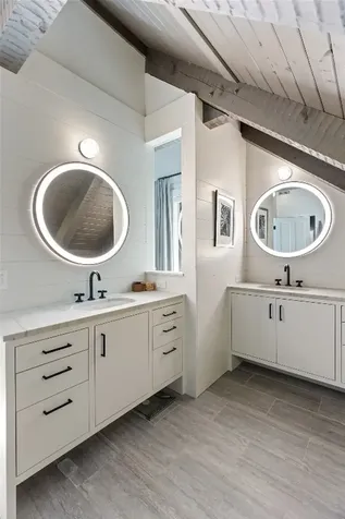 42 W Black Rock Circle Highlands NC 28741