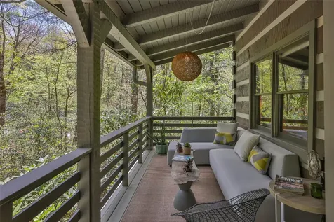 42 W Black Rock Circle Highlands NC 28741